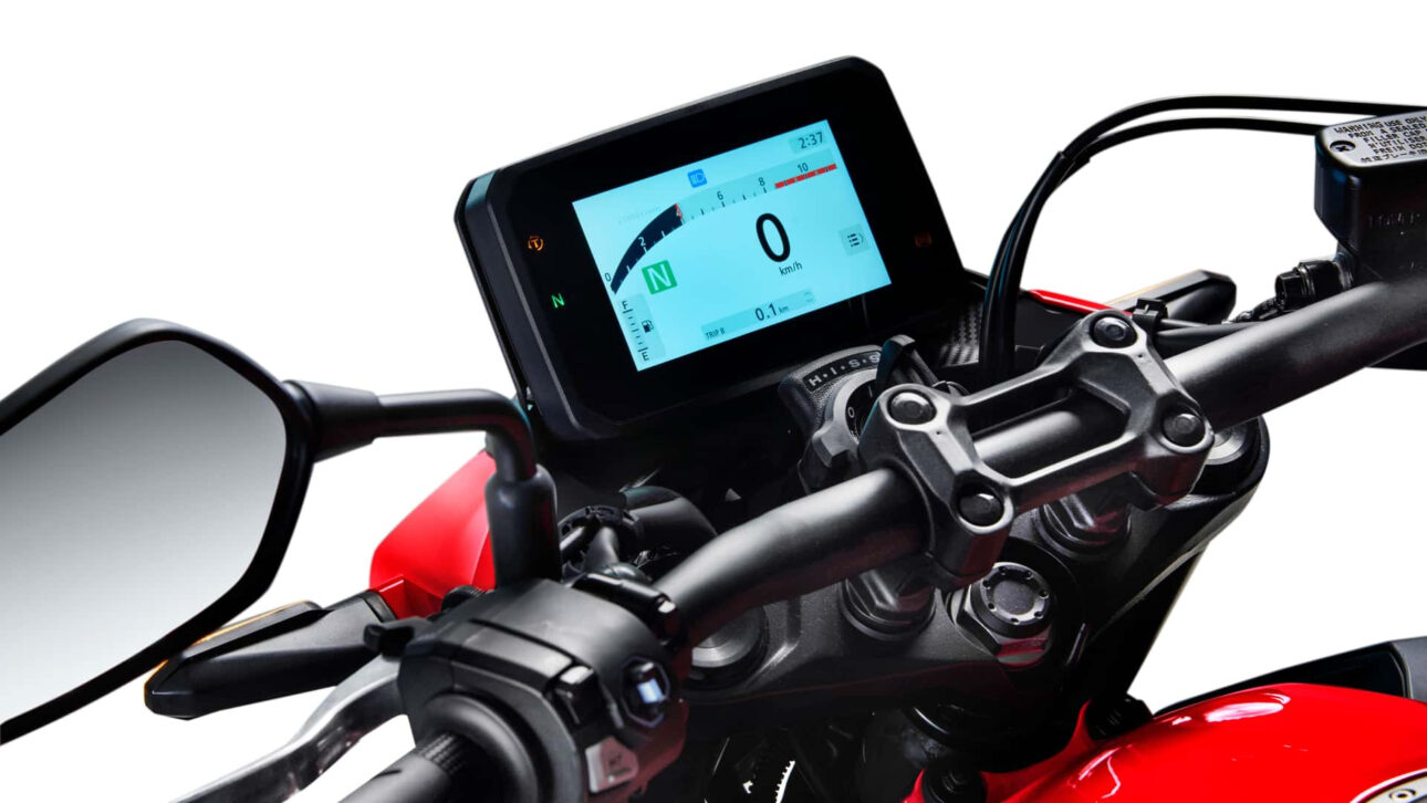 Nova Honda CB500 Hornet 2026 chega ao Brasil com painel TFT, motor reprogramado, design renovado e preço oficial de R$ 43.040.
