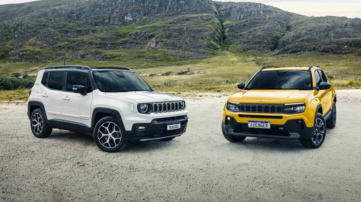 O Jeep Avenger 2027 está prestes a fazer sua estreia triunfal no Brasil. Com um visual reestilizado e uma série de versões, o SUV compacto chegará ao mercado em 2026.