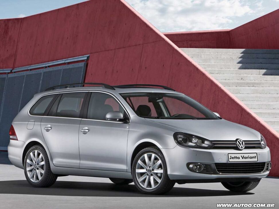 Encontre o carro usado para viajar em 2025. Hyundai Kona Hybrid, Jeep Compass, Honda HR-V e Jetta Variant unem conforto, espaço e economia.