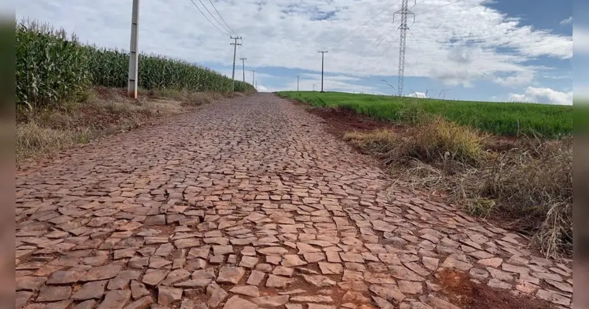 Estrada do Araguari será asfaltada e pode virar rota alternativa entre Arapongas e Londrina, desviando do pedágio. Entenda as mudanças. (Foto: Cindy Santos/TNOnline)