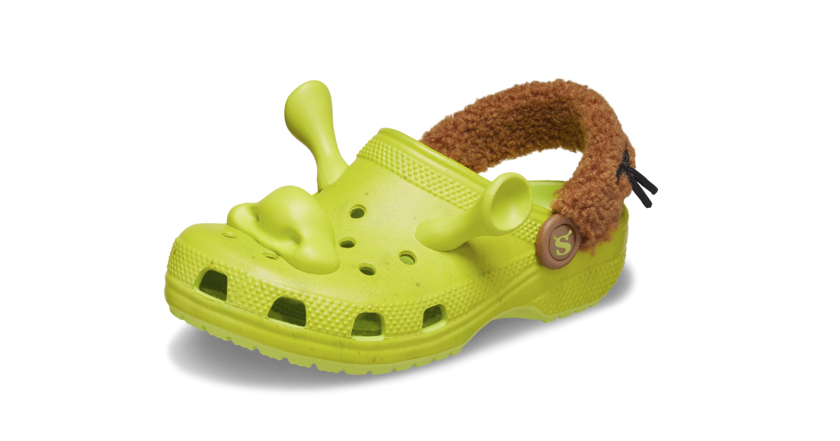 Ações da Crocs caem quase 30% com queda na receita, mudança de tendência e consumidores cautelosos nos EUA.