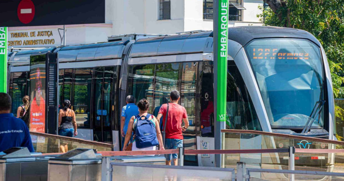 Projeto propõe VLT turístico entre Magé e Petrópolis com tecnologia do Trem do Corcovado, valorizando história e turismo ferroviário. (Foto: Daniel Martins/Diário do Rio)
