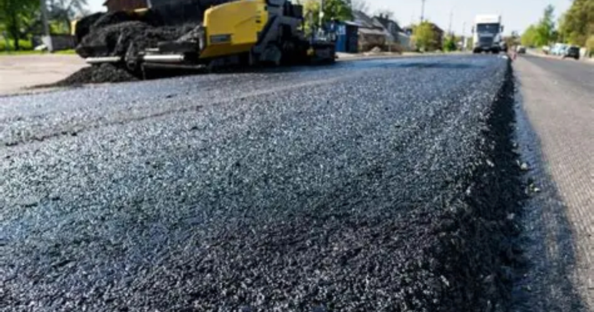 Rodovia SC-305 recebe R$ 120 milhões em pavimento de concreto, corredor estratégico para grãos e proteína animal no Extremo-Oeste.