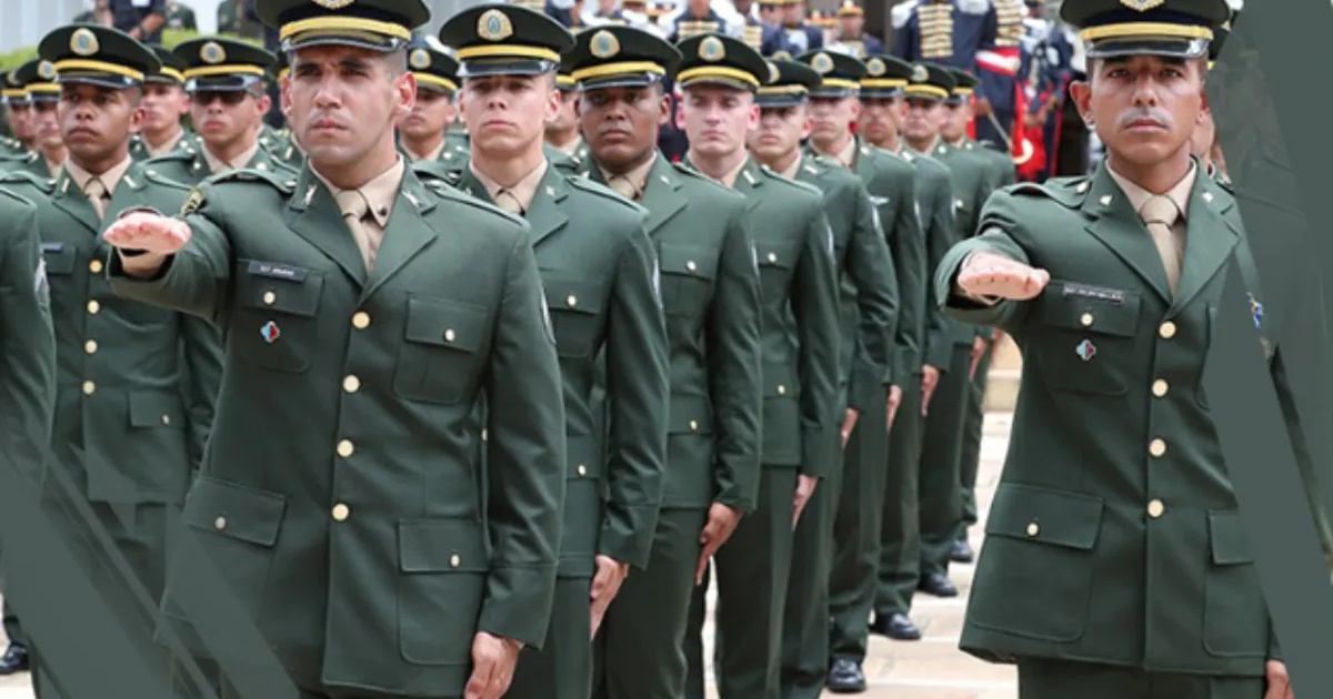 Exército abre seleção sem prova para temporários no RJ e ES, com salários de até R$ 10 mil e inscrições até setembro de 2025.
