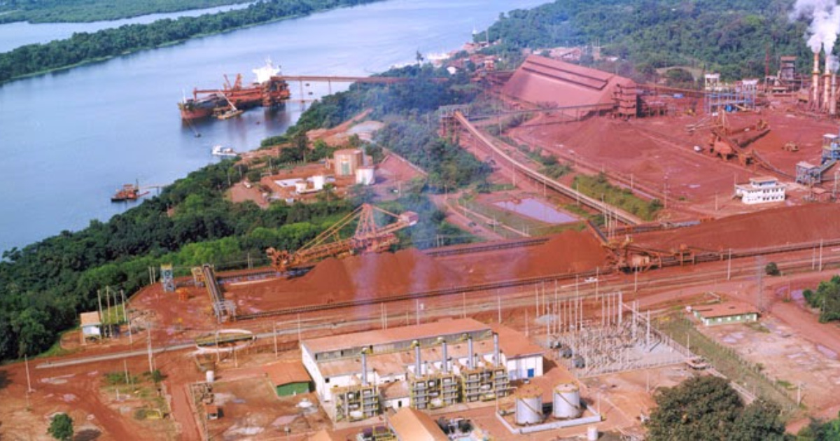 Justiça pode suspender exploração da Mina Pitinga no Amazonas e pressiona empresa chinesa a provar ausência de urânio e riscos ambientais.
