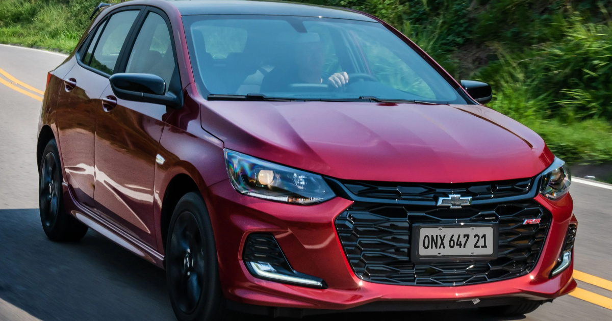 Confira 5 carros usados bons para trabalho, com baixo custo de manutenção, economia de combustível e espaço ideal para a rotina profissional. (Foto: Placar)