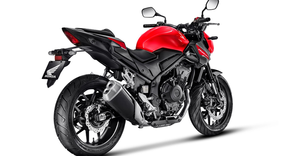 Descubra como a nova Honda CB 500 Hornet retorna ao Brasil com motor potente, painel TFT moderno e conectividade inédita. Veja as novidades. Foto: Divulgação honda