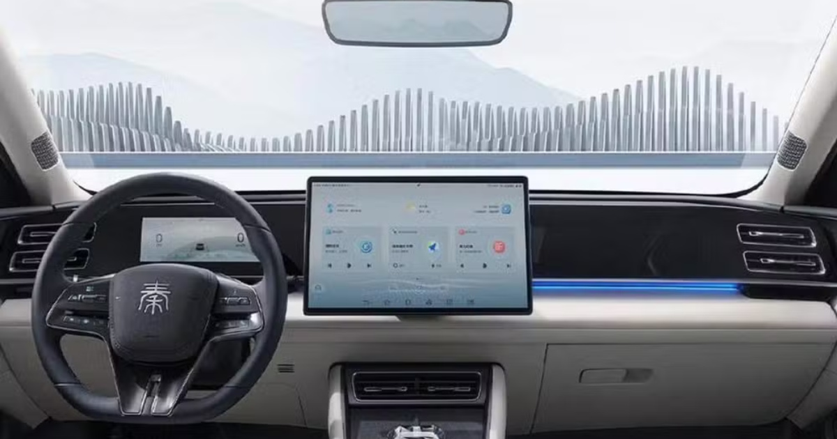 Conheça o BYD Qin, sedan elétrico com 220 cv e 1.200 km de autonomia, líder de vendas global, mas ainda ausente do mercado brasileiro. (Foto: BYD/Divulgação)