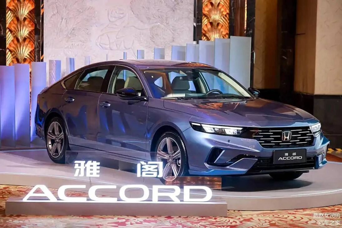 Novo Honda Accord 2026 estreia com motor híbrido de 207 cv, visual mais esportivo e tecnologia ADAS de última geração — e pode concorrer com sedãs da Toyota se vier ao Brasil