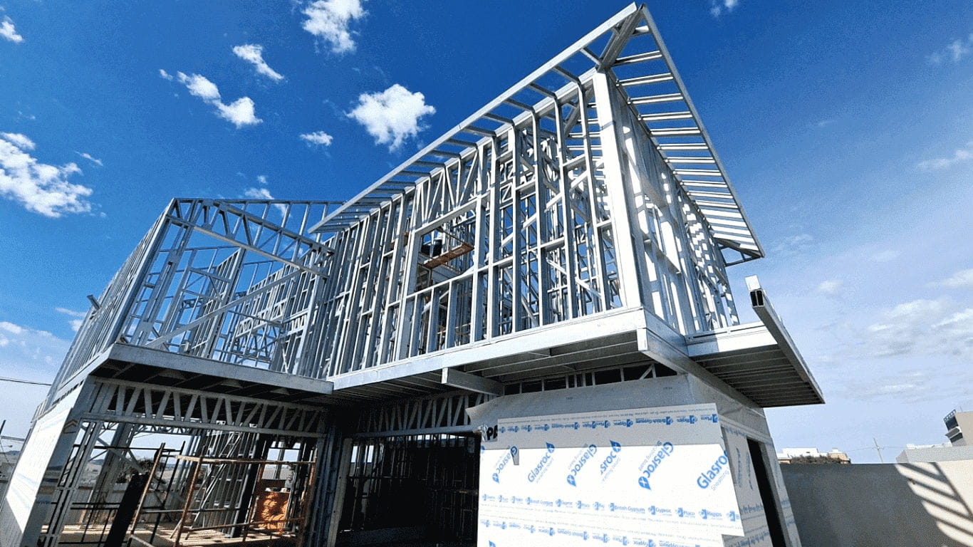 Descubra tudo sobre casas metálicas e construções em steel frame. Conheça as vantagens, como funcionam, e por que estão se tornando a escolha ideal para construções rápidas e sustentáveis no Brasil.