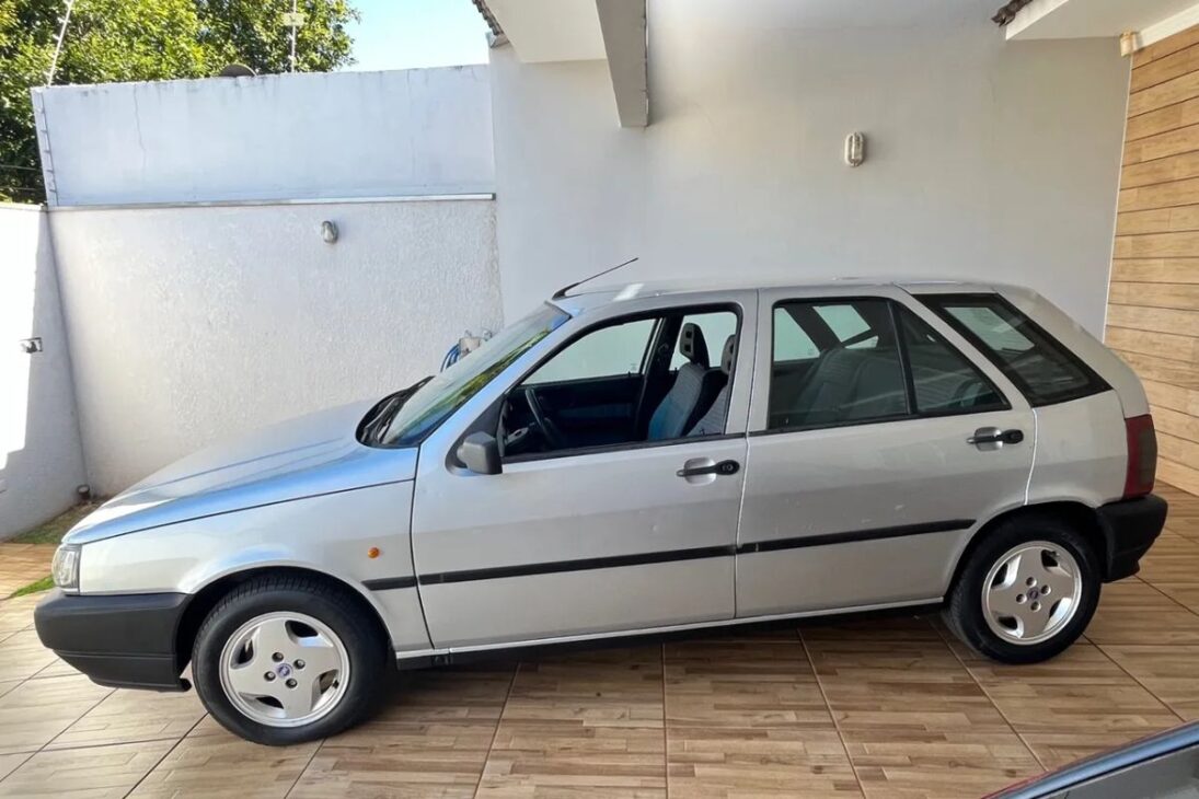 5 carros rejeitados no Brasil por consumo alto, manutenção cara e fama de defeitos