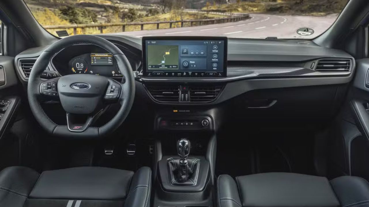 O novo Focus abandonará sua tradicional carroceria de hatch para renascer como um SUV de porte médio com opções de motorização híbrida e totalmente elétrica.