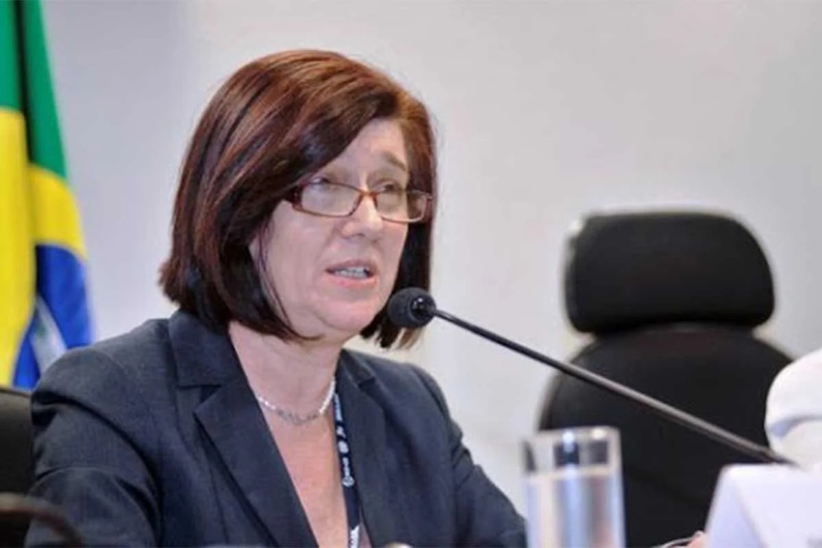 Magda Chambriard durante pronunciamento oficial como presidente da Petrobras
