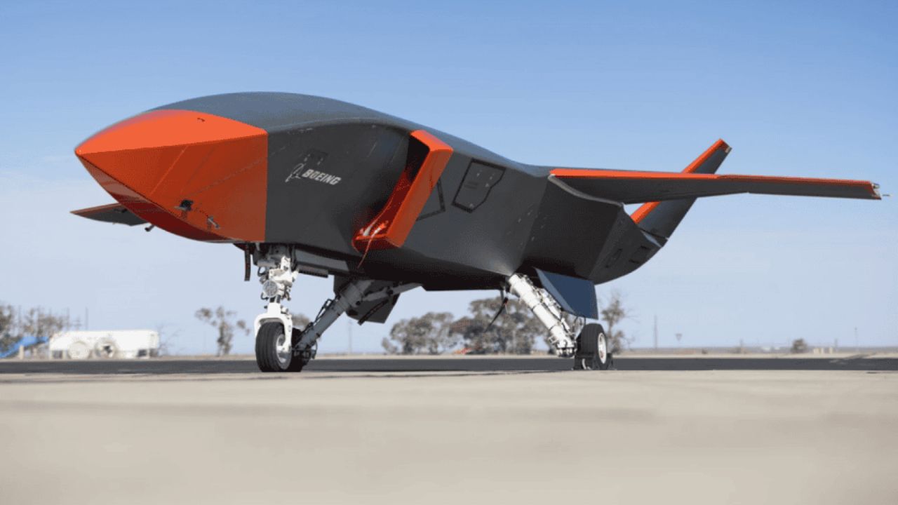 MQ-28 Ghost Bat, novo drone militar da Boeing em parceria com a Austrália, promete mudar a defesa aérea com autonomia, alcance de 3.700 km e integração inédita com caças.