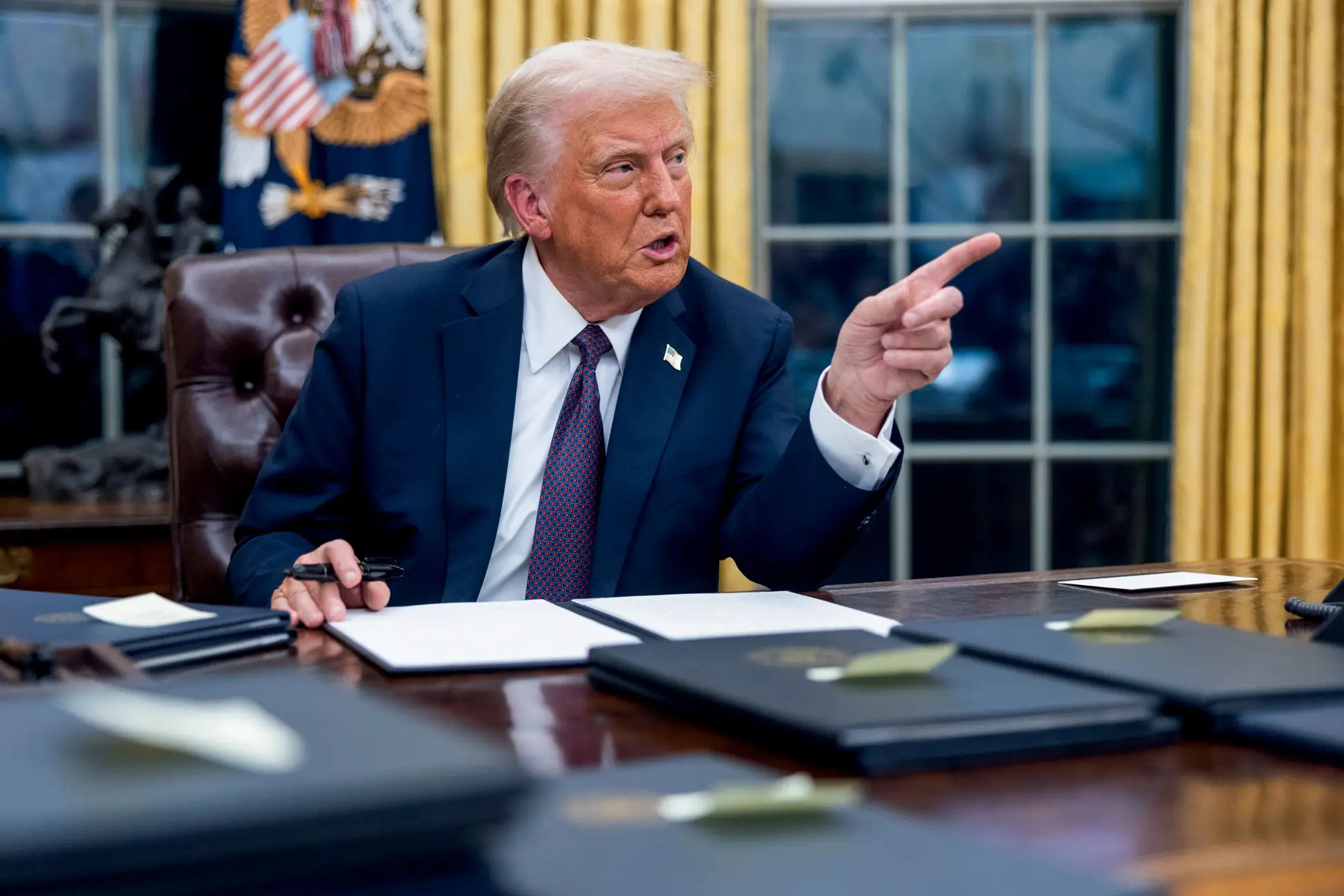 Trump ironiza desfile militar em Pequim e diz que EUA perderam Índia e Rússia para a China, criticando alianças globais e reforçando discurso nacionalista.