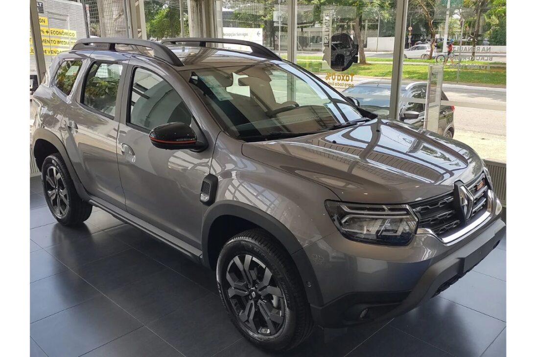 Duster 2026 perde potência com Proconve L8, mas baixa para R$ 139,9 mil e R$ 119 mil na manual, com 6 airbags