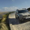 Novo Duster surpreende com autonomia de até 1.500 km: SUV estreia sistema híbrido a gás, motor 1.2 Turbo de 140 cv, tração integral e tecnologia inédita no mundo, mas Brasil fica no aguardo