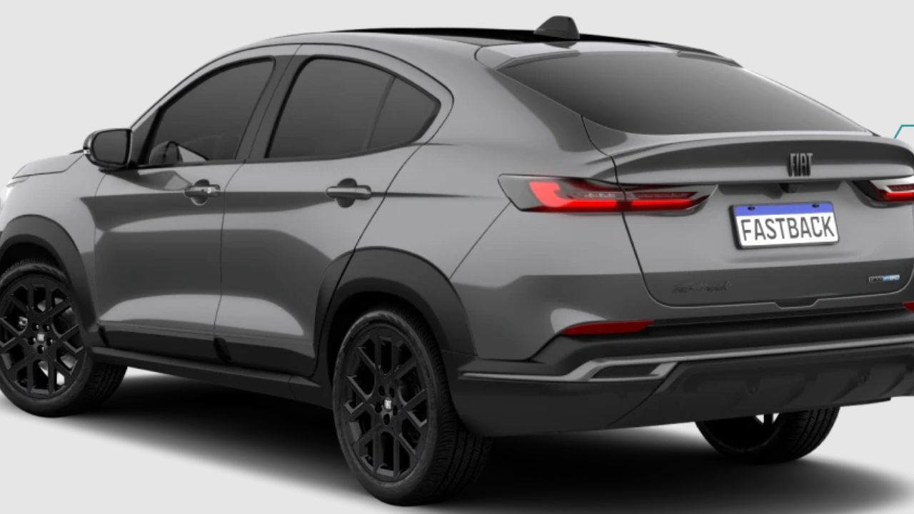 A Fiat corrigiu a falha no sistema híbrido-leve do Fastback 1.0T, reduzindo o tempo de reativação do sistema de 4 horas para menos de 5 minutos após dias parado.