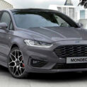 Ford Mondeo europeu que o Brasil ignorou, mas trazia motor 2.5 Turbo de 220 cv, aceleração em 7,6 s, consumo de até 10,75 km/l e porta-malas de 500 L