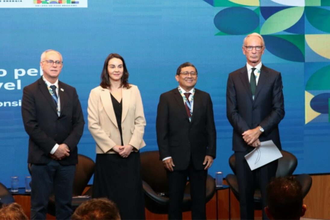O Fórum Brasileiro pelo Ouro Responsável chega como um marco importante para o Brasil, que agora assume papel de destaque na construção de cadeias limpas de ouro