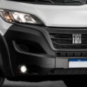 Fiat Ducato 2026 chega ao Brasil com motor 140 cv, até 13 m³ de carga, autonomia de 972 km e novas soluções de conectividade.