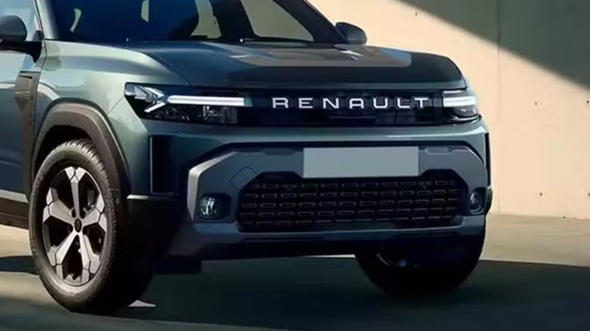 Renault Duster 2026 estreia na Europa com motor 1.2 turbo híbrido, câmbio dupla embreagem, tração 4x4 e autonomia de até 1.500 km.