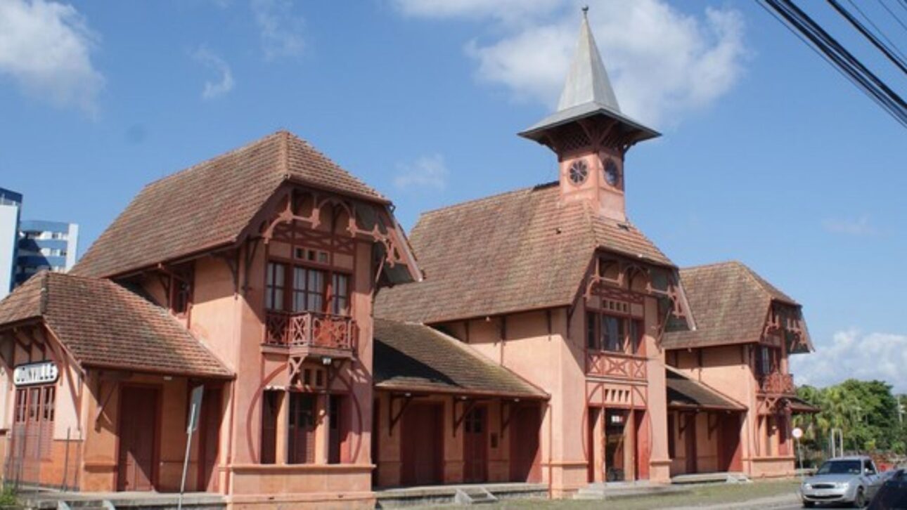 Estação da Memória de Joinville será reaberta em 2026 com museu, memorial e sistema anti-incêndio, preservando 120 anos de história.