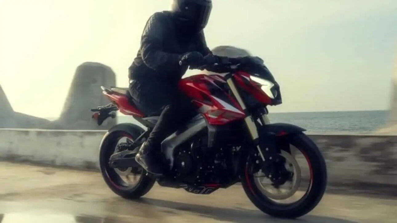 Bajaj registra a Pulsar NS400Z no Brasil, moto de 373 cc e 43 cv, já vendida na Índia. Modelo pode ampliar o portfólio da marca no país.