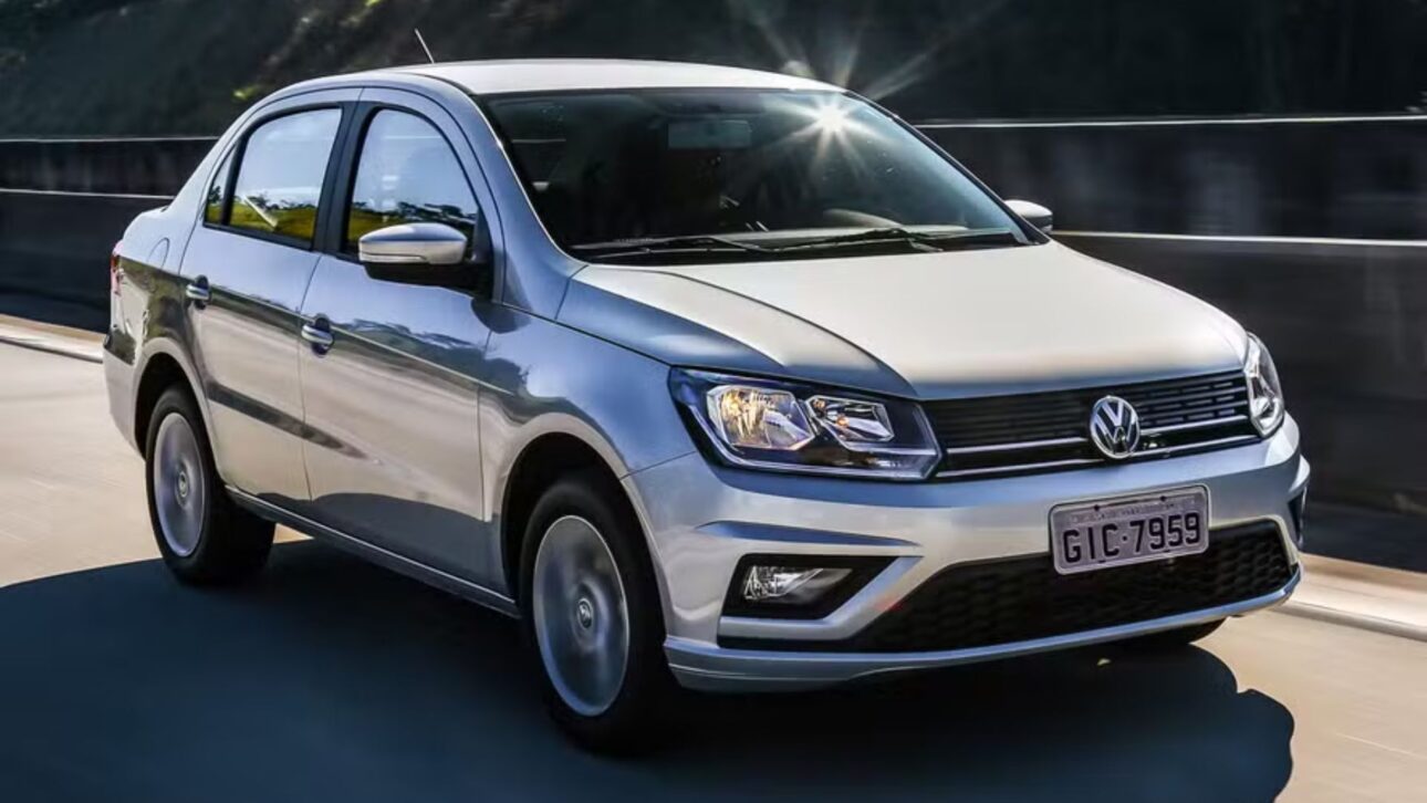 Volkswagen Voyage segue valorizado entre os usados. Com versões 1.0, 1.6 e automático, oferece baixo consumo, espaço e ótima revenda.