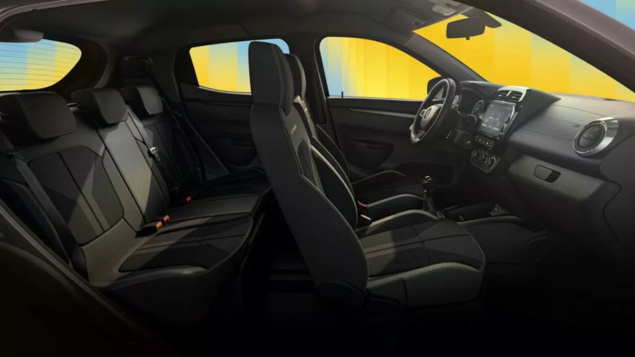 Com um acabamento em plástico rígido, espaço traseiro classificado como "claustrofóbico" e a ausência de ajustes básicos no volante, a interna do Kwid Outsider de R$ 85 mil é apontada pelo Carro Chefe como "primitiva" e incompatível com seu preço.