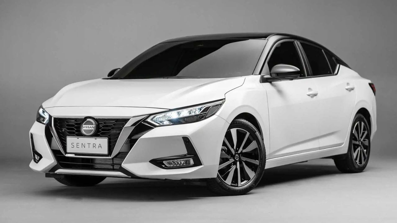 Descubra 5 carros esquecidos no Brasil, como Peugeot 208, Renault Kardian, Nissan Sentra, Ford Bronco Sport e Mitsubishi Eclipse Cross. Veja por que eles vendem pouco, mas podem ser ótimas opções.