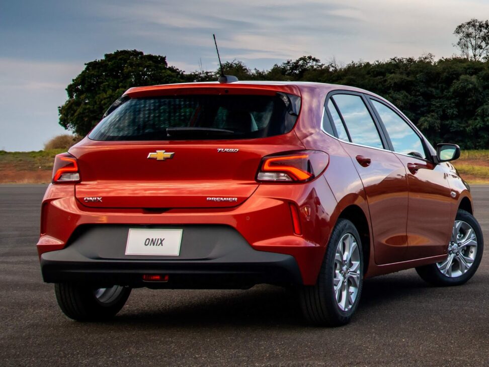 Descubra o significado do nome dos carros mais vendidos do Brasil. Polo, Strada, Onix, HB20 e Argo escondem histórias curiosas e estratégicas por trás de seus nomes.