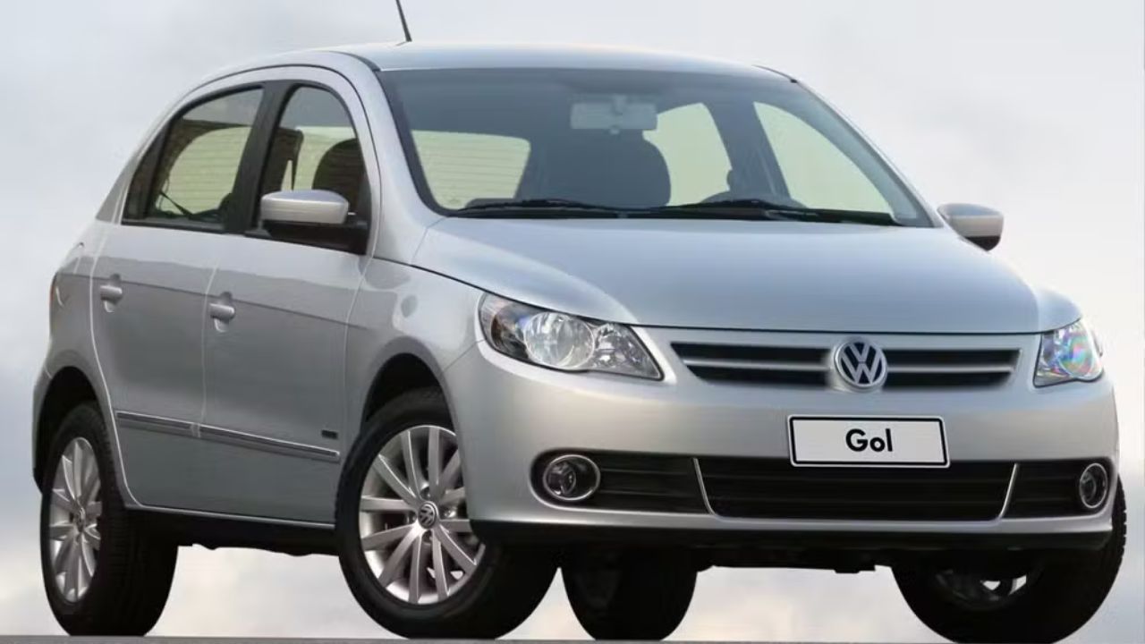 Procurando carros usados até R$ 20 mil? Veja quatro modelos acessíveis, com bom desempenho, manutenção barata e espaço interno para atender às necessidades do dia a dia.