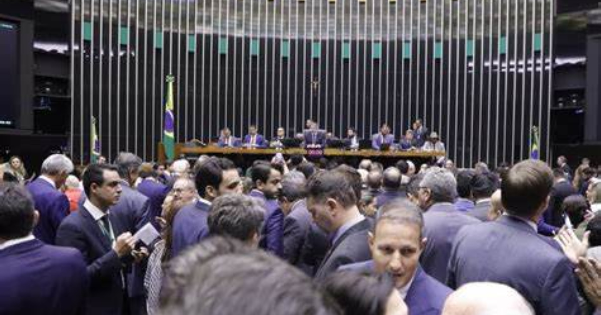 CCJ da Câmara debate PL 3999/2020, que cria despejo extrajudicial para acelerar retomada de imóvel em atraso de aluguel. (Imagem: Agência Câmara)