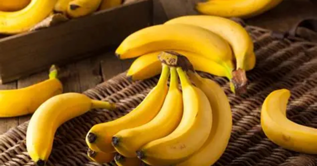 Inflação nos EUA dispara com novas tarifas de Trump, elevando preços de café, joias, bananas, TVs e brinquedos e pressionando famílias.
