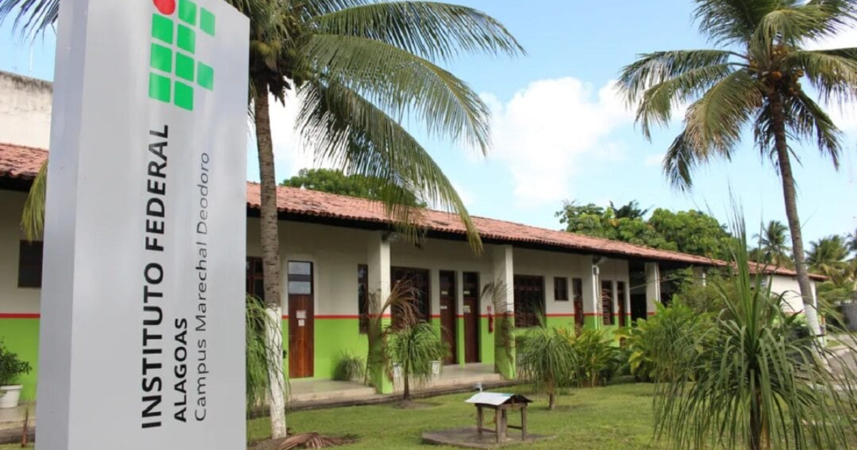 Instituto Federal Farroupilha oferece cursos técnicos gratuitos EaD em agroindústria e informática. Inscrições até 16 de outubro de 2025.