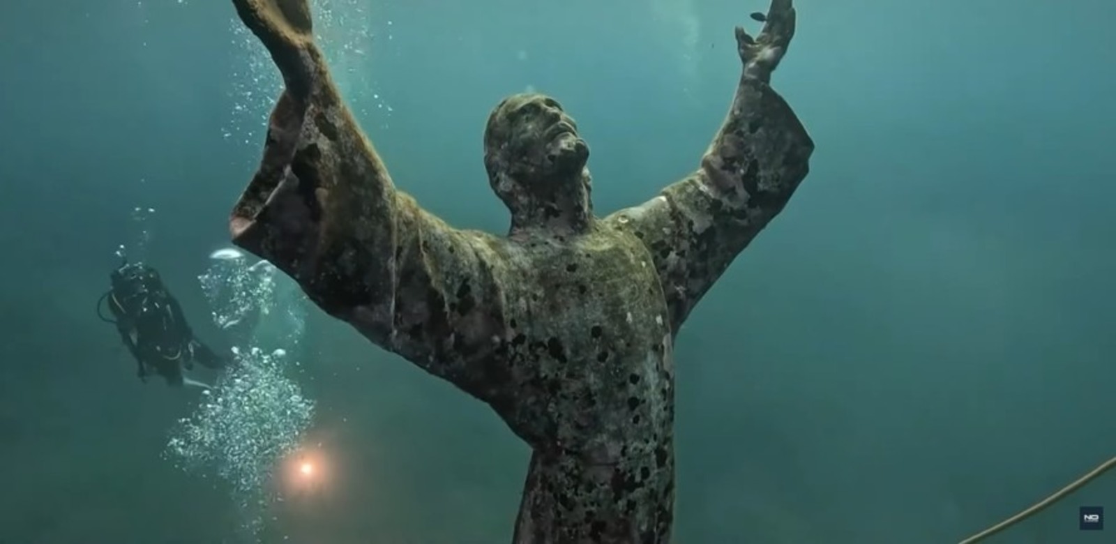 Estátua de Cristo, Estátua de Bronze, Mergulhadores