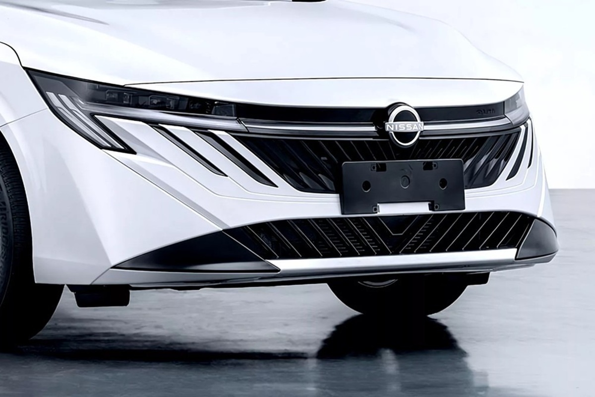 Nova geração do Nissan Sentra pode receber motor 1.5 turbo de 204 cv, superando rivais como Corolla, Civic e BYD King; lançamento está previsto para 2026.