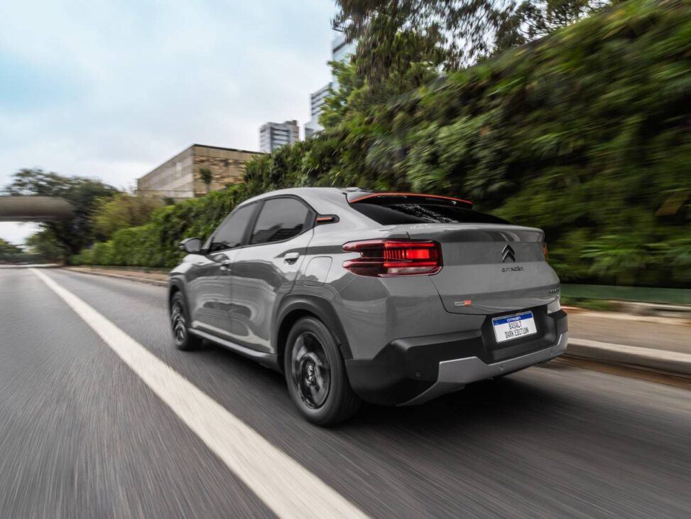 Citroën Basalt 2026 Dark Edition chega ao Brasil com visual escurecido, interior refinado, tecnologia moderna e preço competitivo a partir de R$ 114.990.