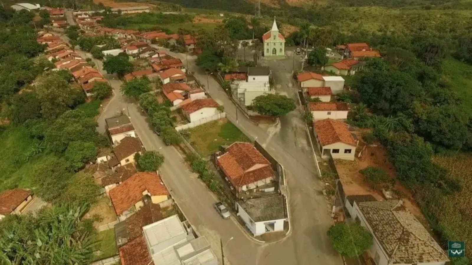 Serra da Saudade, Município