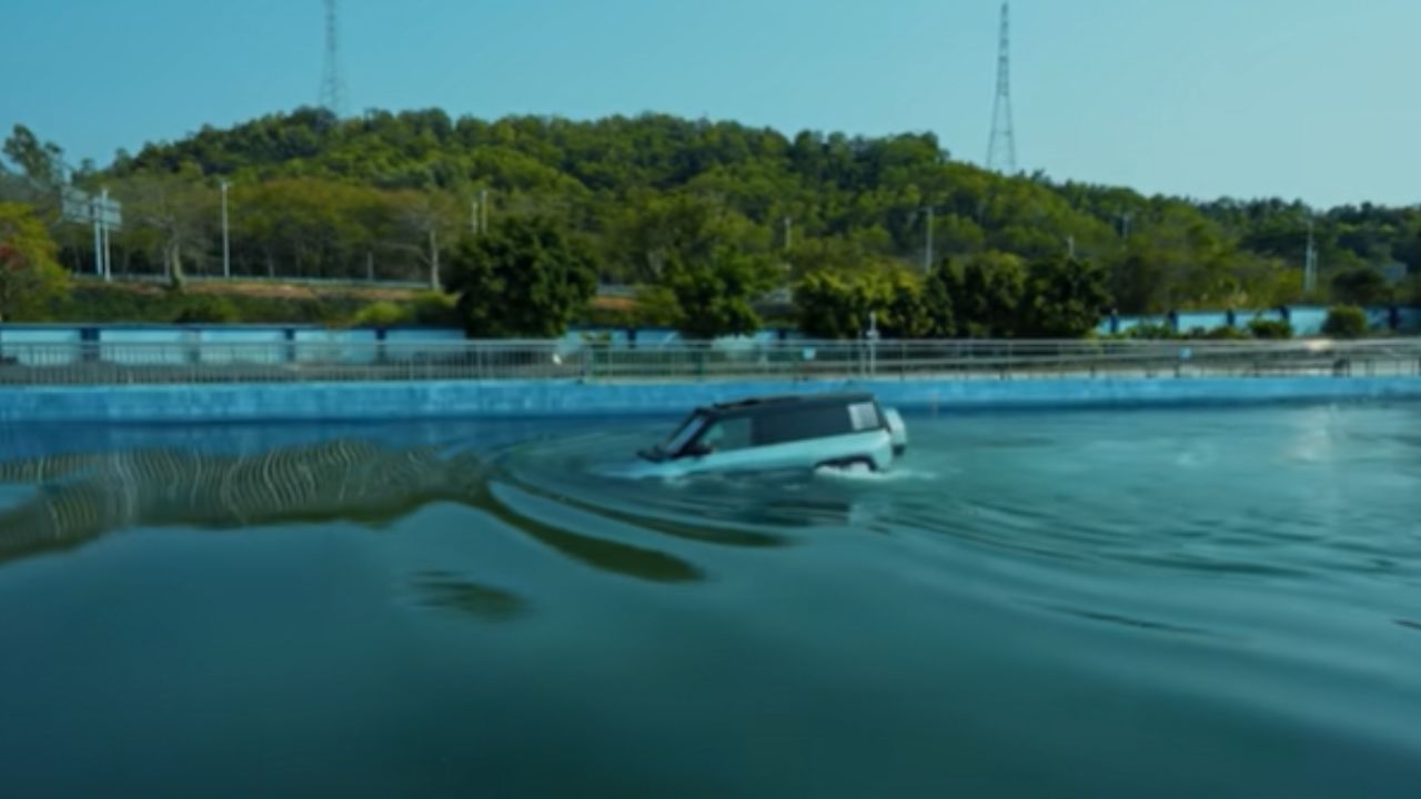 Imagem: Supercarro elétrico que nada