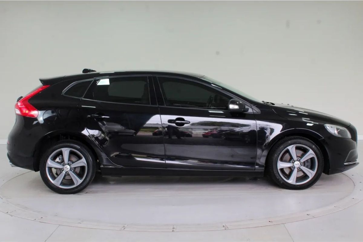Lobo em pele de cordeiro por menos de cem mil: Equinox com motor 2.0 turbo da mesma família do Camaro, mais conforto que muito SUV “famosinho”