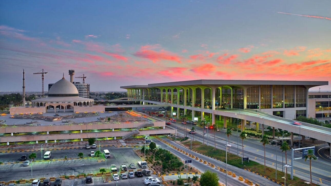 Maior aeroporto do mundo em construção em Riad terá seis pistas, cidade própria e capacidade para 185 milhões de passageiros até 2050.