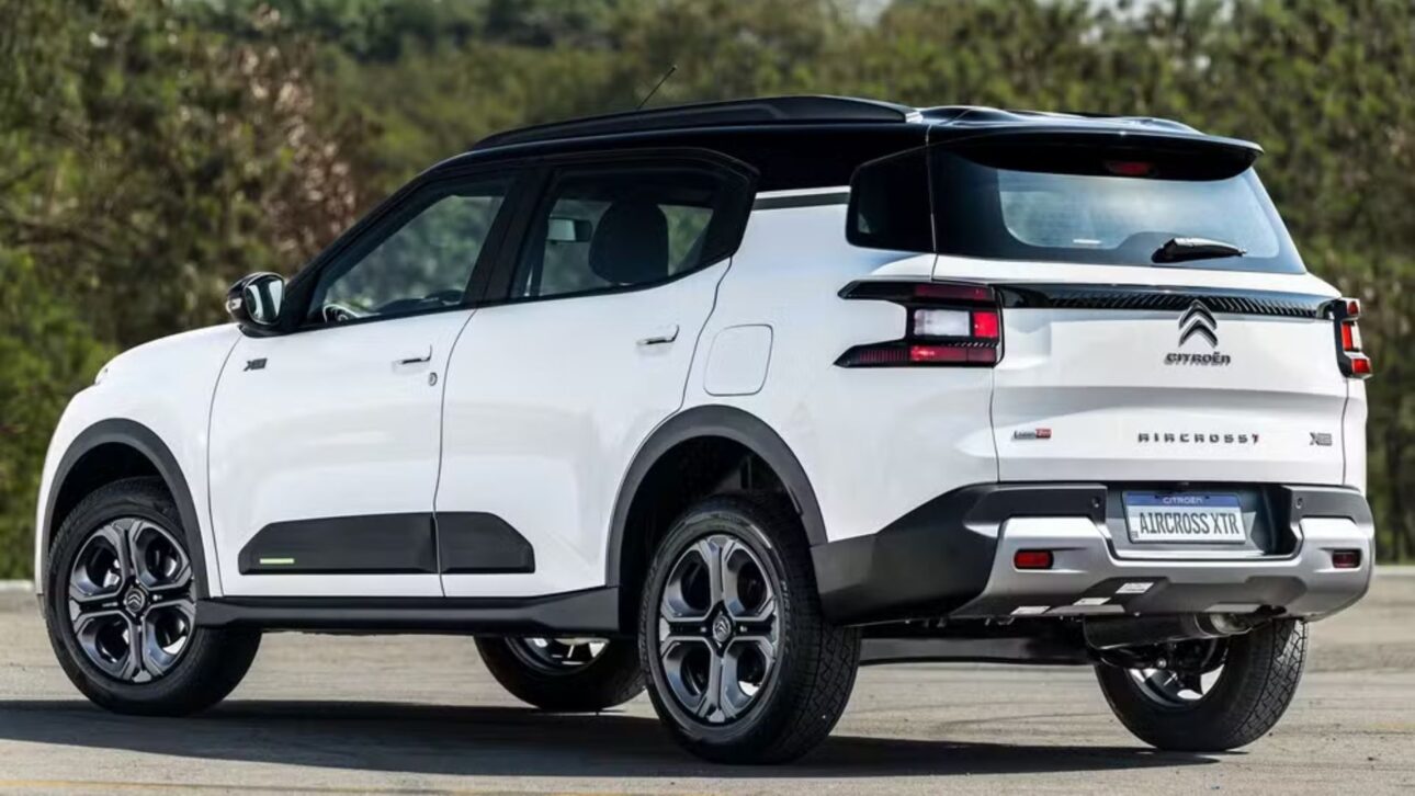 Descubra as novidades do Citroën Aircross 2026: motor turbo, câmbio CVT, versão XTR e ajustes no interior para 7 lugares.