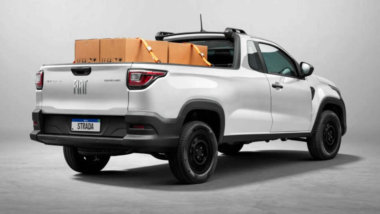 Fiat Strada 2026 bate recorde de produção em Betim e lidera vendas pelo 4º ano, com motor turbo, câmbio CVT e consumo equilibrado.