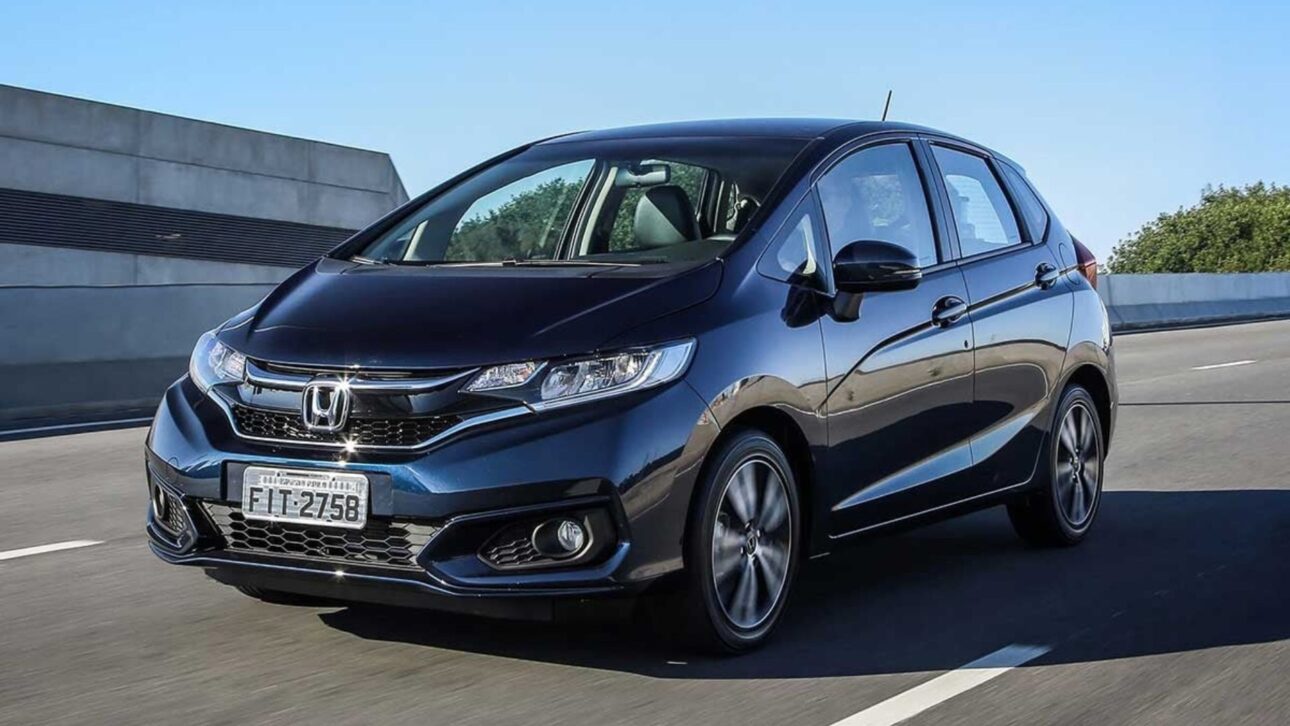 Honda Fit 1.5 i-VTEC destaca-se pela durabilidade, baixo consumo e espaço interno versátil, sendo um dos carros mais confiáveis do mercado brasileiro.
