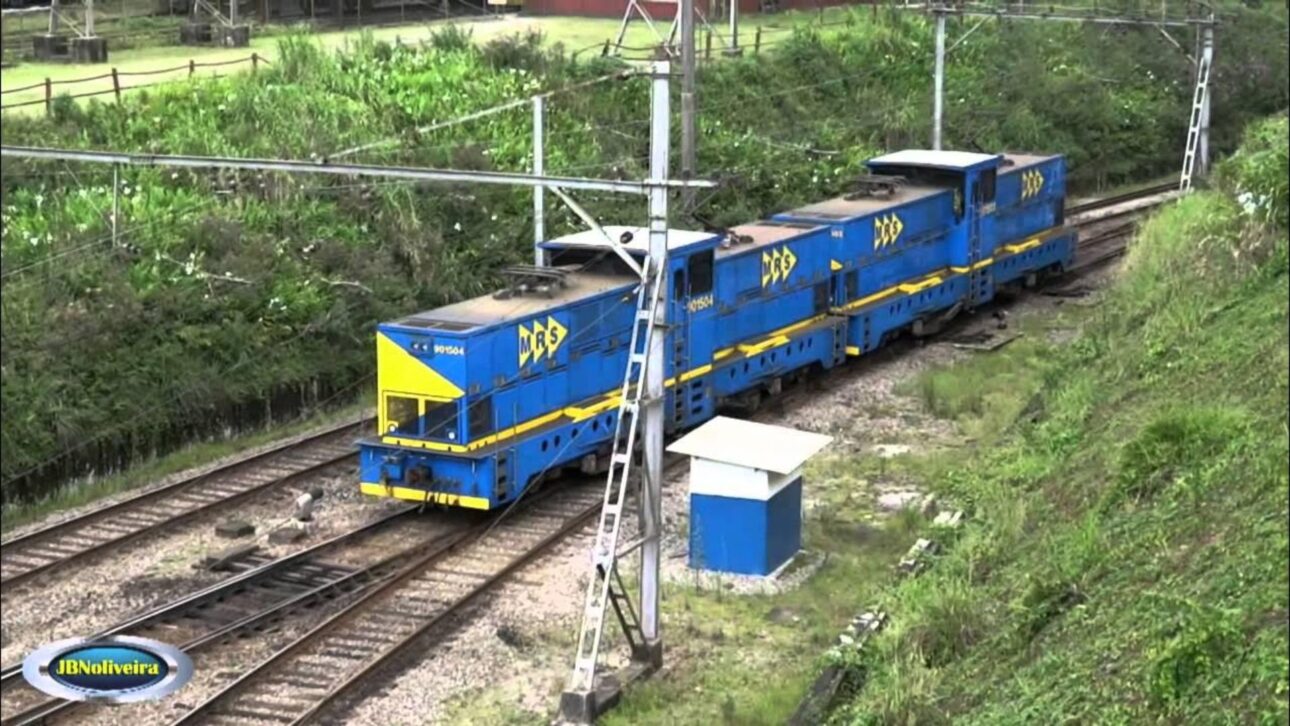 A ferrovia mais antiga de São Paulo segue ativa após 150 anos, com 139 km, sistema de cremalheira e R$ 445 milhões em melhorias.