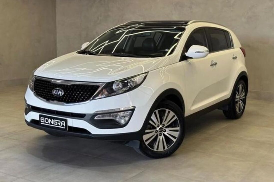 Com preço de R$ 80 mil e câmbio automático de 6 marchas, este 2.0 oferece direção elétrica, ar-condicionado dual zone e airbags de cortina; conheça o Kia Sportage EX2 2014