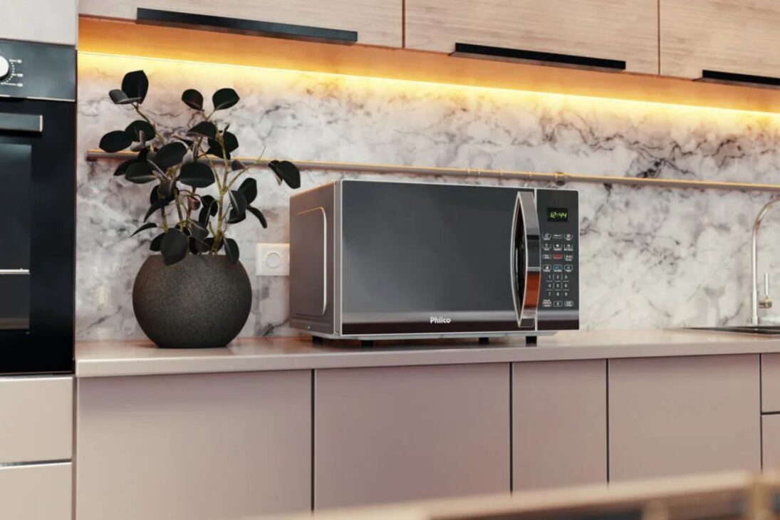 Micro-ondas em promoção: oito modelos com preços que despencaram em outubro, incluindo Electrolux, Brastemp, Philco, Midea e Consul com até 40% de desconto