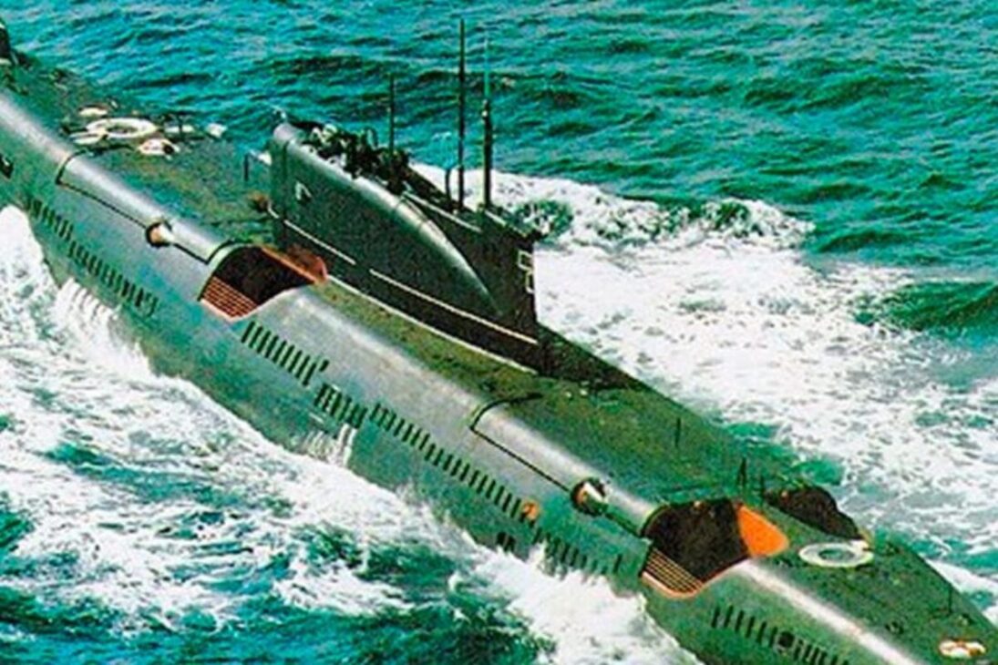 Pepsi já trocou refrigerante por submarinos e navios de guerra e chegou a ter a sexta maior frota naval do planeta